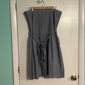 NWOT Vineyard Vibes strapless dress